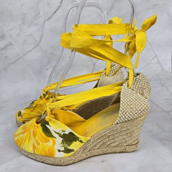 L. K. Bennett Size 40 (US 8.5) Yellow Lace Up Wedge Heels Floral Print Textile - Picture 4 of 16